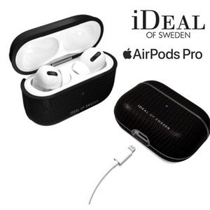 IDEAL OF SWEEDEN Black Snake Croc AirPod PRO Hard Case